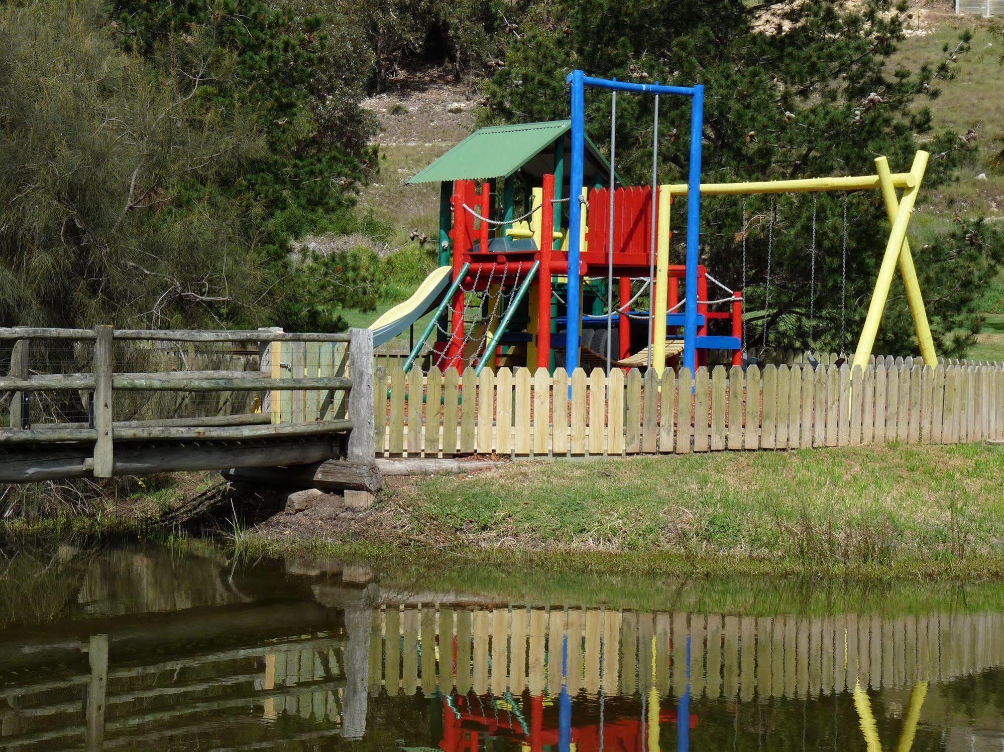 Barwon Valley Lodge Джилонг Екстериор снимка